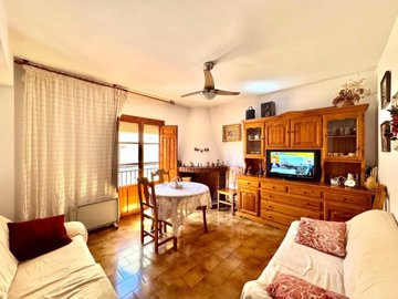 laroles-granada-6-bedroom-house-with-terrace-