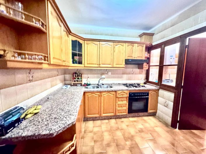 Image No.37-6 Bed Villa for sale