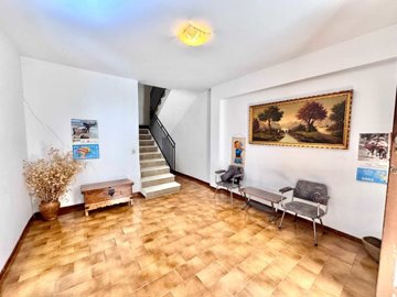 laroles-granada-6-bedroom-house-with-terrace-