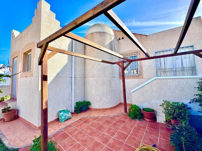 Image No.19-3 Bed Villa for sale