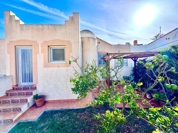 Image No.26-3 Bed Villa for sale