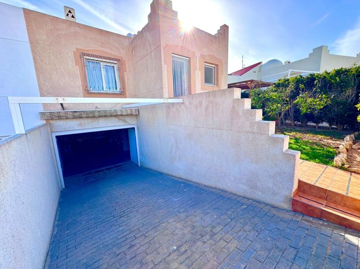 Image No.42-3 Bed Villa for sale
