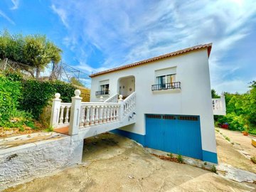 1 - Cádiar, Villa