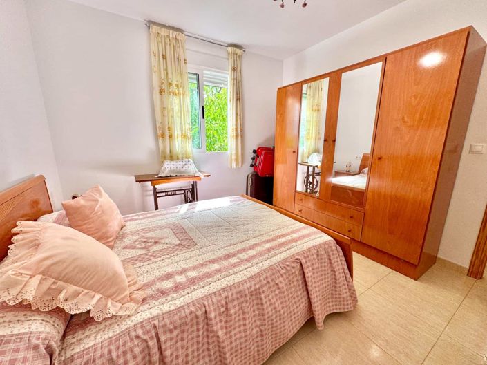 Image No.13-6 Bed Villa for sale