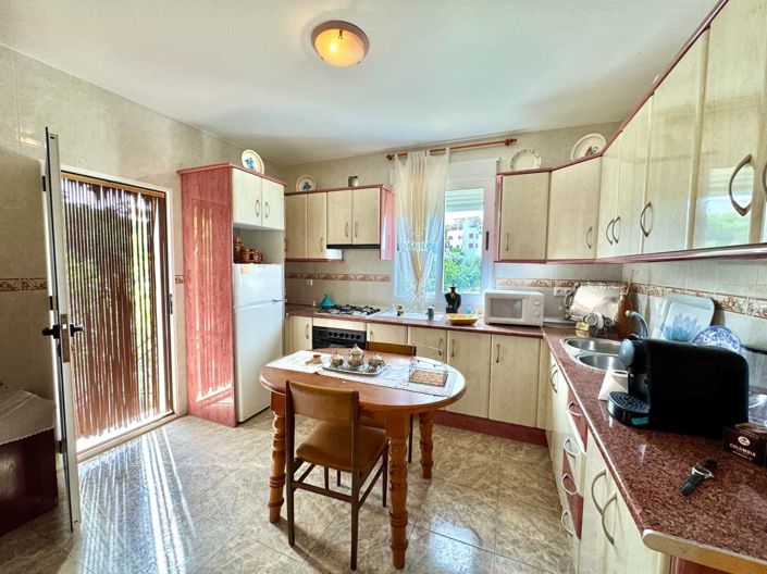 Image No.17-6 Bed Villa for sale