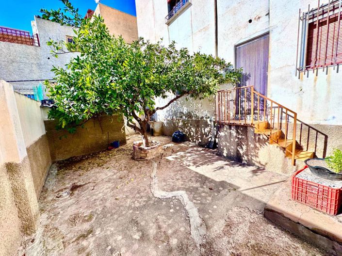 Image No.29-4 Bed House for sale