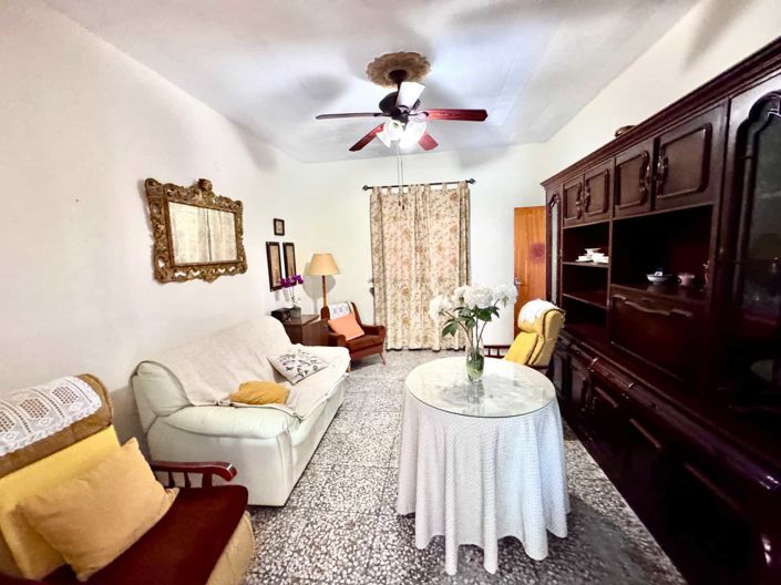 Image No.32-4 Bed House for sale