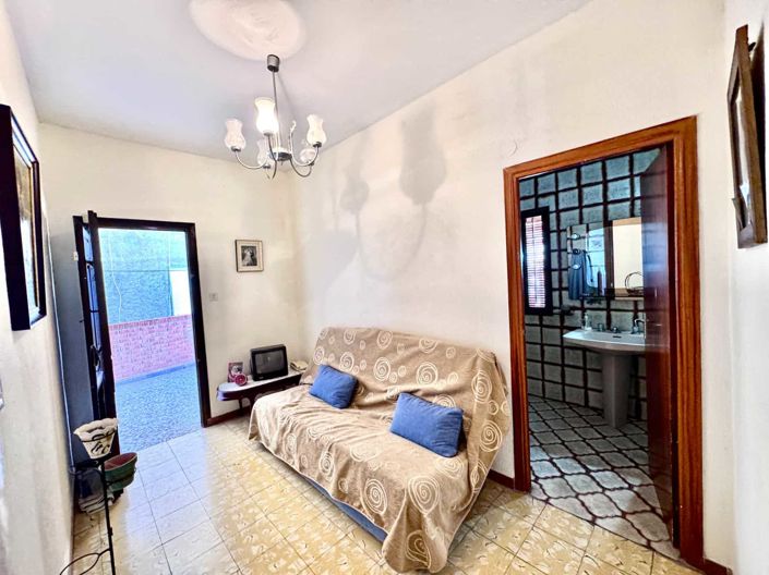 Image No.42-4 Bed House for sale