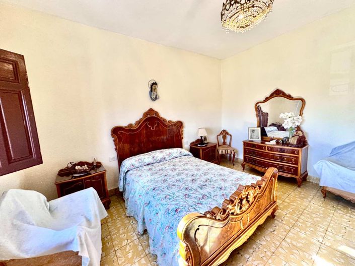 Image No.59-4 Bed House for sale