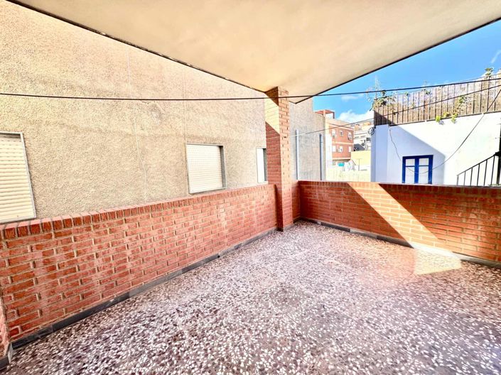 Image No.60-4 Bed House for sale