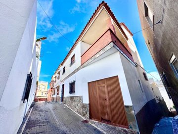 townhouse-for-sale-in-adra-with-garage-and-so