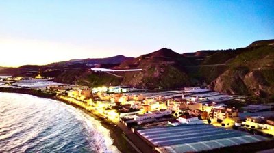beachside-8-bedroom-house-albunol-spain-3