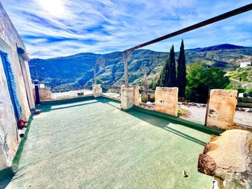 house-for-sale-in-cojayar-alpujarra-with-terr