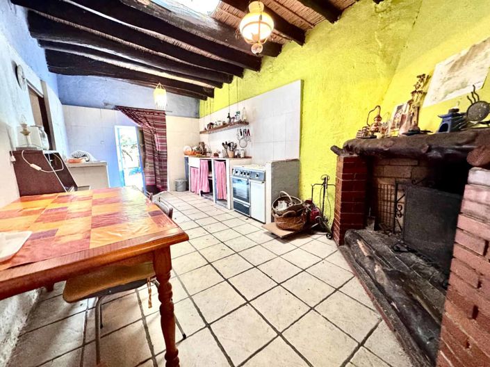 Image No.24-3 Bed House for sale