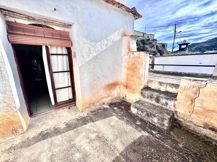 Image No.48-3 Bed House for sale