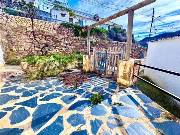 Image No.53-3 Bed House for sale
