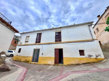 6-bedroom-village-house-with-land-in-ugijar-1