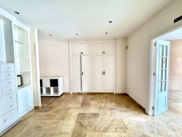 apartment-in-berja-centre-e28093-plaza-consti