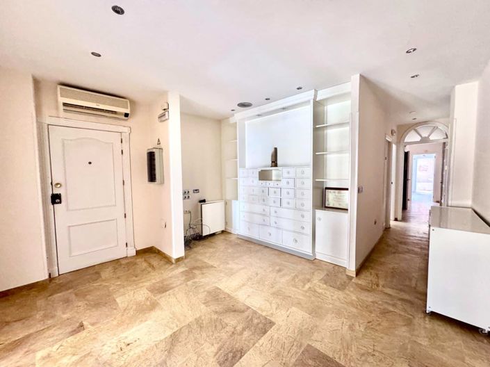 Image No.17-3 Bed Apartment for sale