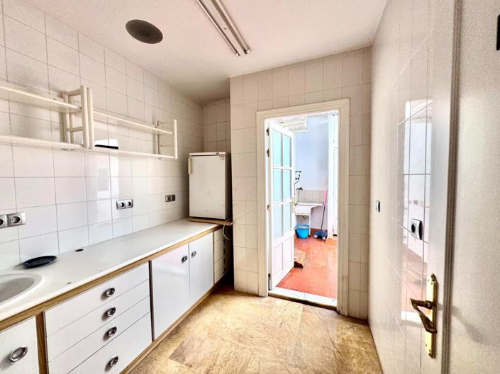 Image No.19-3 Bed Apartment for sale