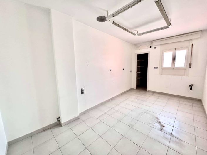 Image No.33-3 Bed Apartment for sale