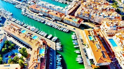almerimar-ground-floor-apartment-with-large-t