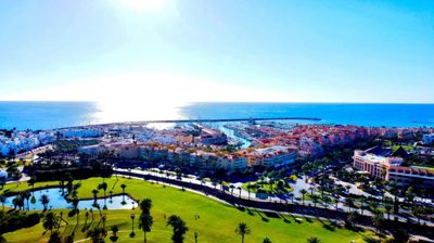 almerimar-ground-floor-apartment-with-large-t