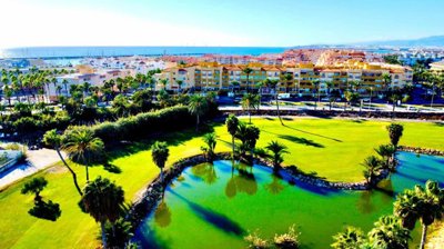 almerimar-ground-floor-apartment-with-large-t