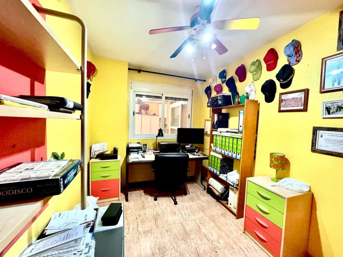 Image No.27-3 Bed Apartment for sale
