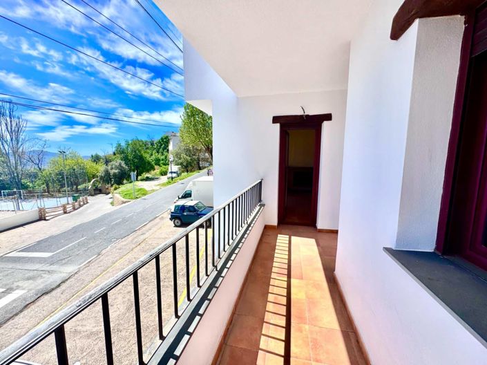 Image No.21-2 Bed Apartment for sale