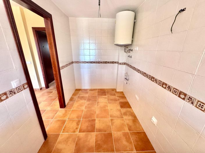 Image No.22-2 Bed Apartment for sale