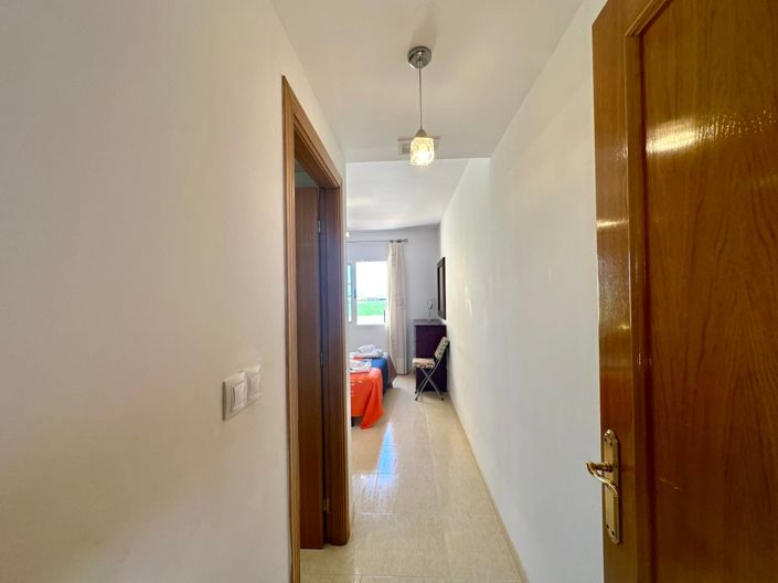 Image No.25-2 Bed Property for sale