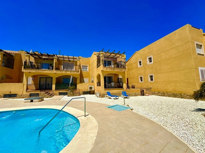 Image No.44-2 Bed Property for sale