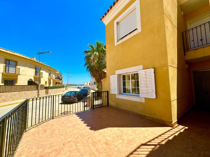 Image No.50-2 Bed Property for sale