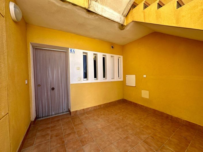 Image No.51-2 Bed Property for sale