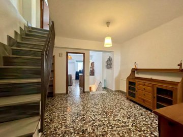 village-house-for-sale-in-canjayar-with-garag