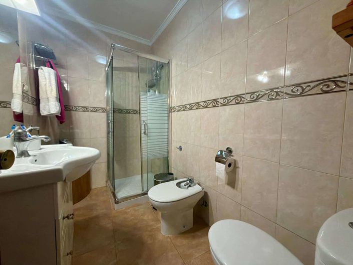 Image No.29-3 Bed Villa for sale