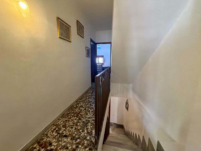 Image No.41-3 Bed Villa for sale