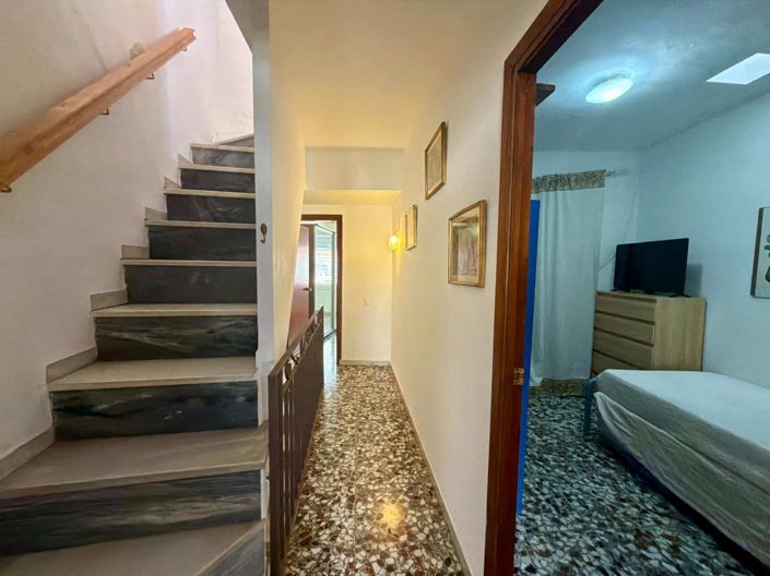 Image No.54-3 Bed Villa for sale