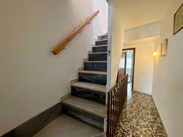 Image No.55-3 Bed Villa for sale