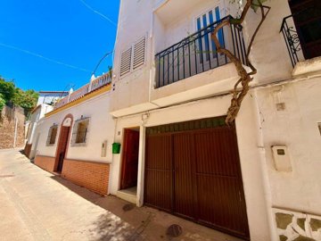 village-house-for-sale-in-canjayar-with-garag