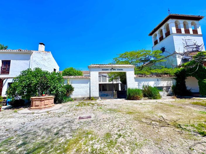 Image No.34-12 Bed Property for sale