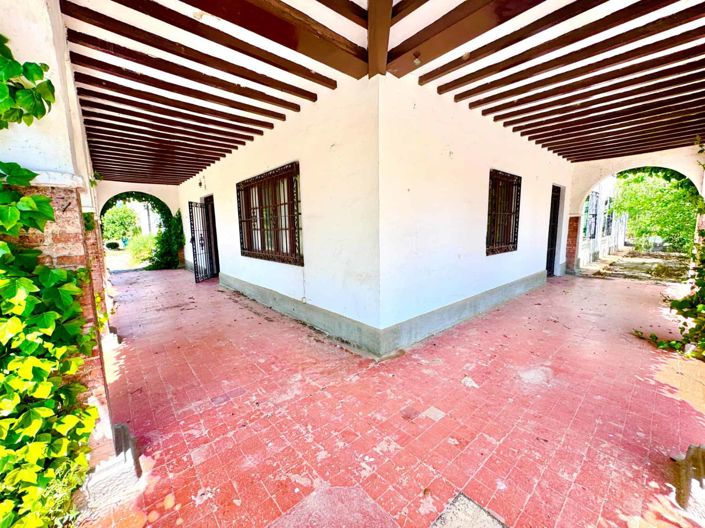Image No.39-12 Bed Property for sale
