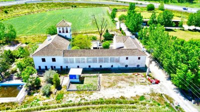 historic-luxury-cortijo-estate-near-granada-8