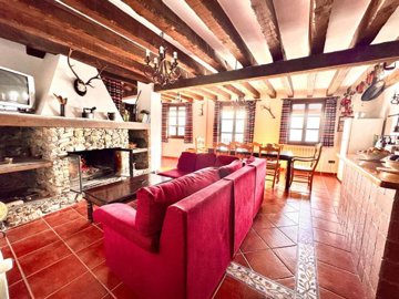 rural-tourism-property-for-sale-in-juviles-gr