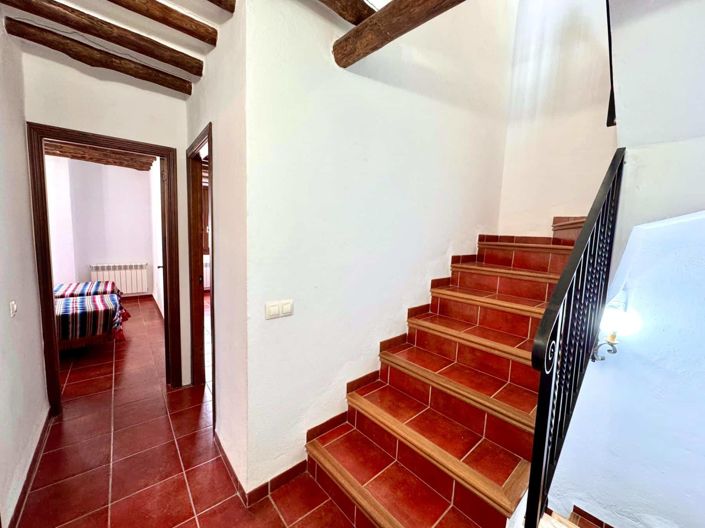 Image No.54-10 Bed Property for sale