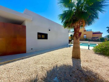 modern-villa-with-pool-for-sale-in-los-gallar