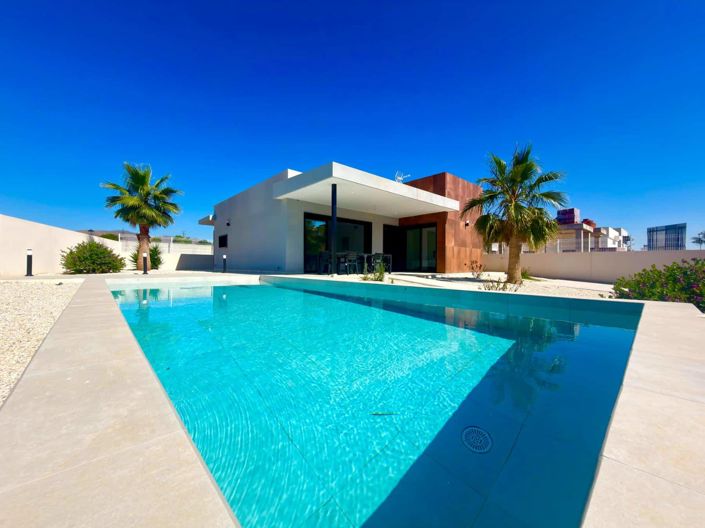 Image No.22-2 Bed Villa for sale