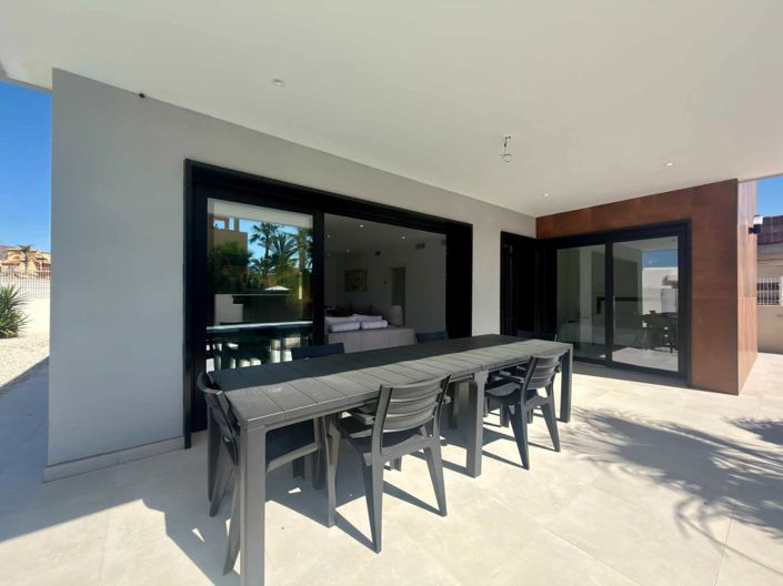 Image No.24-2 Bed Villa for sale