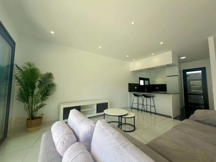 Image No.32-2 Bed Villa for sale